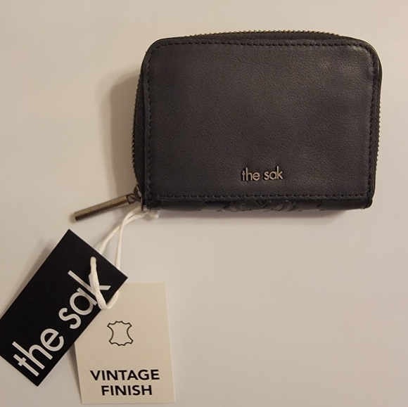 The Sak Leather Zipped Embossed Wallet - Picture 3 of 6